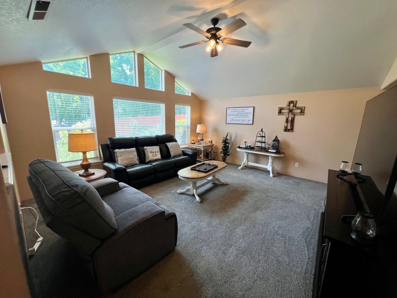 1610 Warren Way #1 - Photo 2 of 32