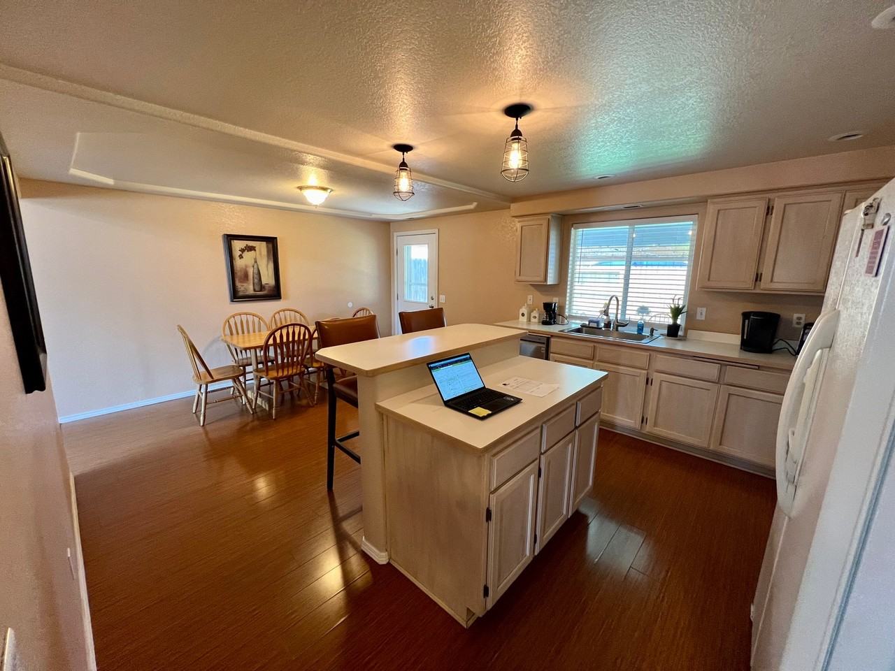 1610 Warren Way #1 - Photo 4 of 32
