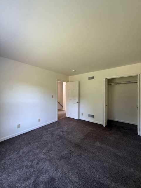 503 Fairfield St #503 - Photo 4 of 16