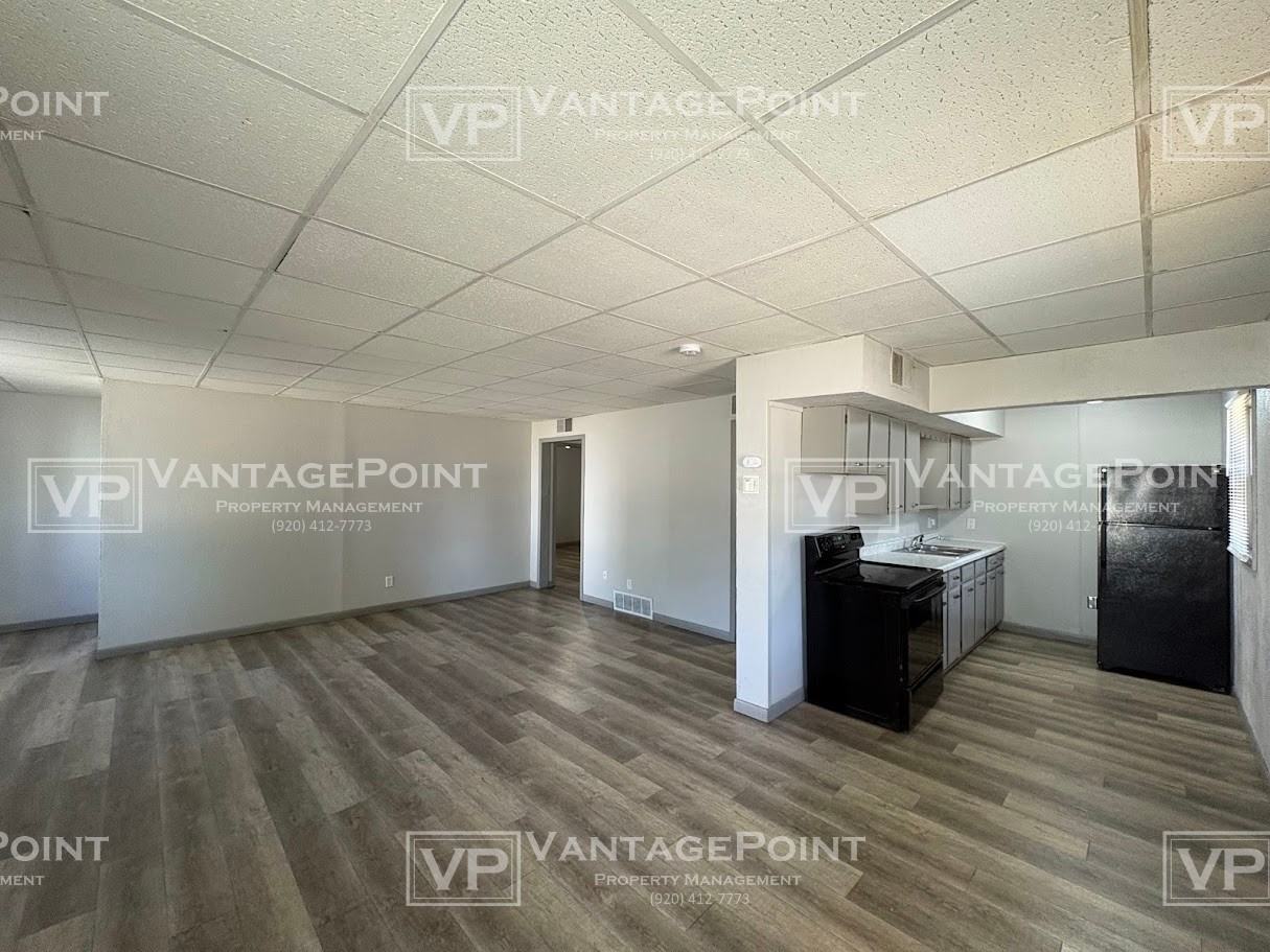 2434 Pine St #1 - Photo 6 of 18