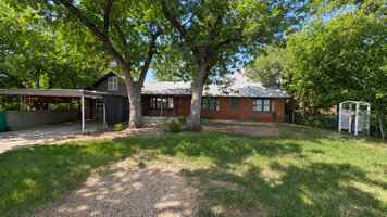 featured image of 813 Nw 91st St #1