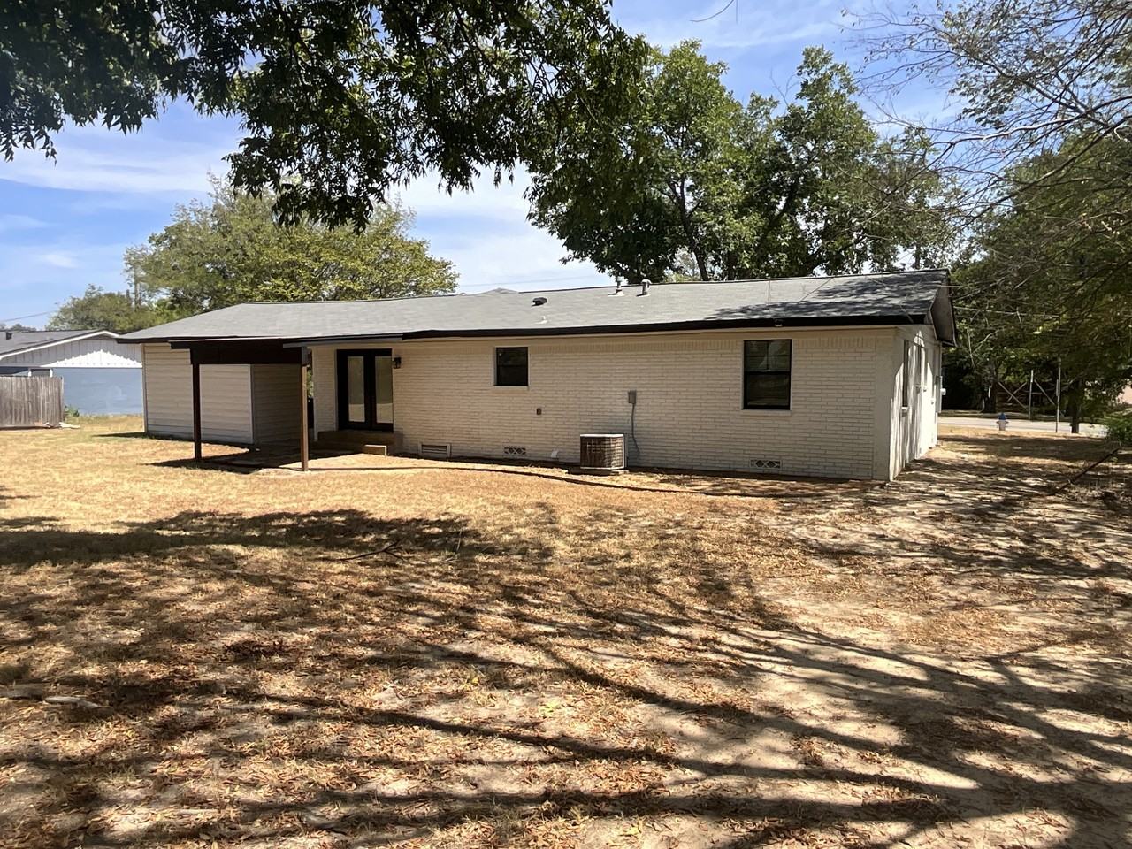 261 Bois D Arc St #1 - Photo 5 of 23