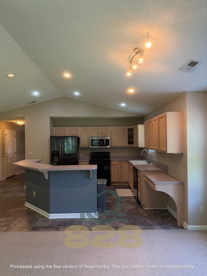 37 Sunview Cir #1 - Photo 7 of 26