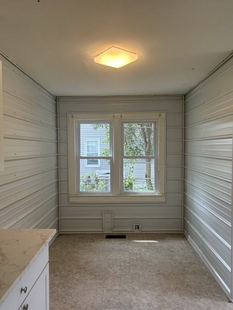 332 Morningside Dr #332 - Photo 3 of 9