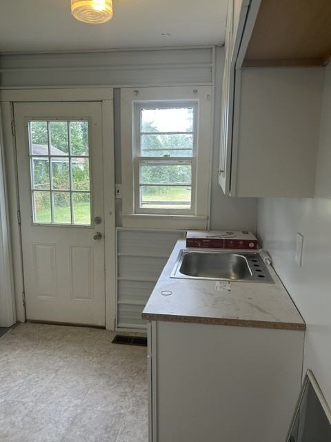 332 Morningside Dr #332 - Photo 4 of 9