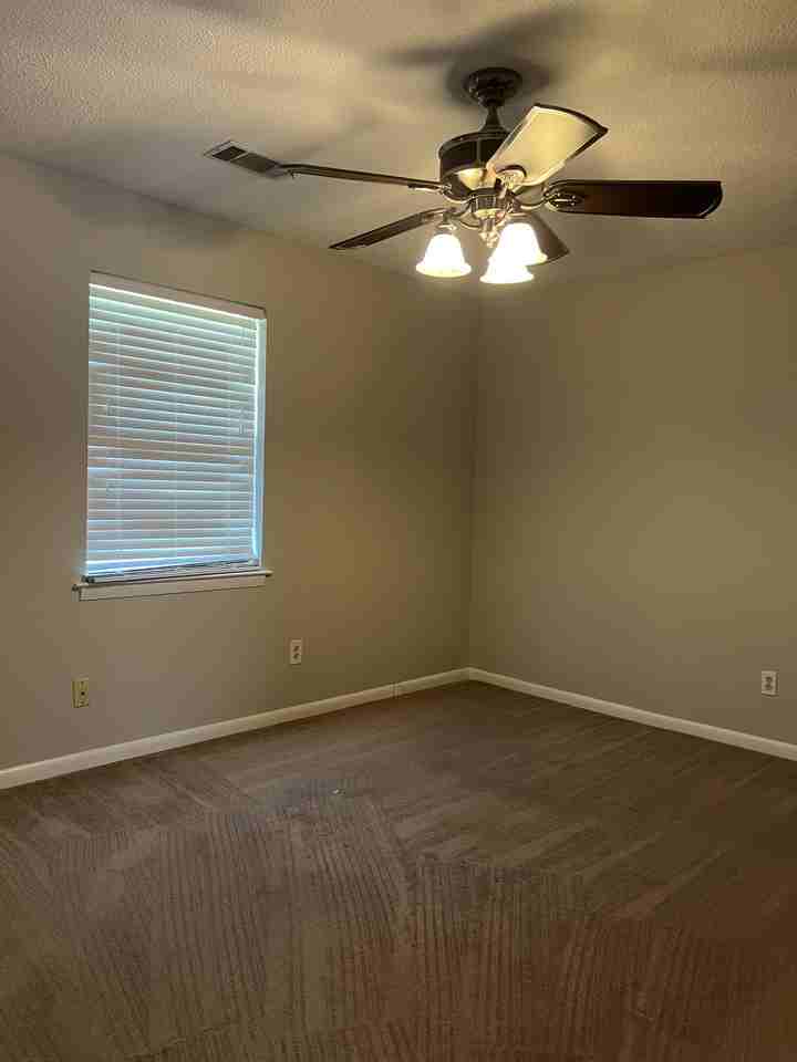 491 Elm St #1 - Photo 6 of 9