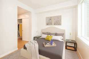 2625 E Burnside St - Photo 1 of 1