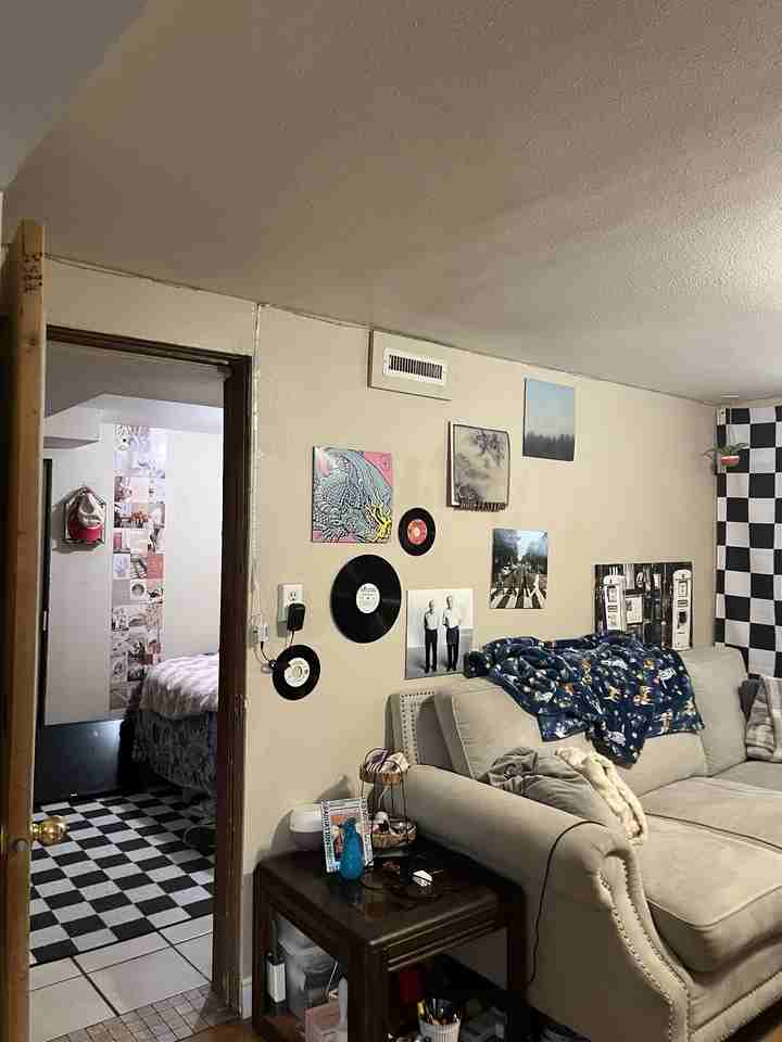 435 S 100 E #437 - Photo 2 of 17