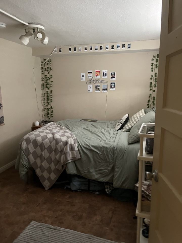 435 S 100 E #437 - Photo 6 of 17