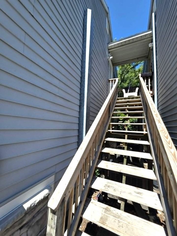 209 Monticello Ave #A - Photo 3 of 22