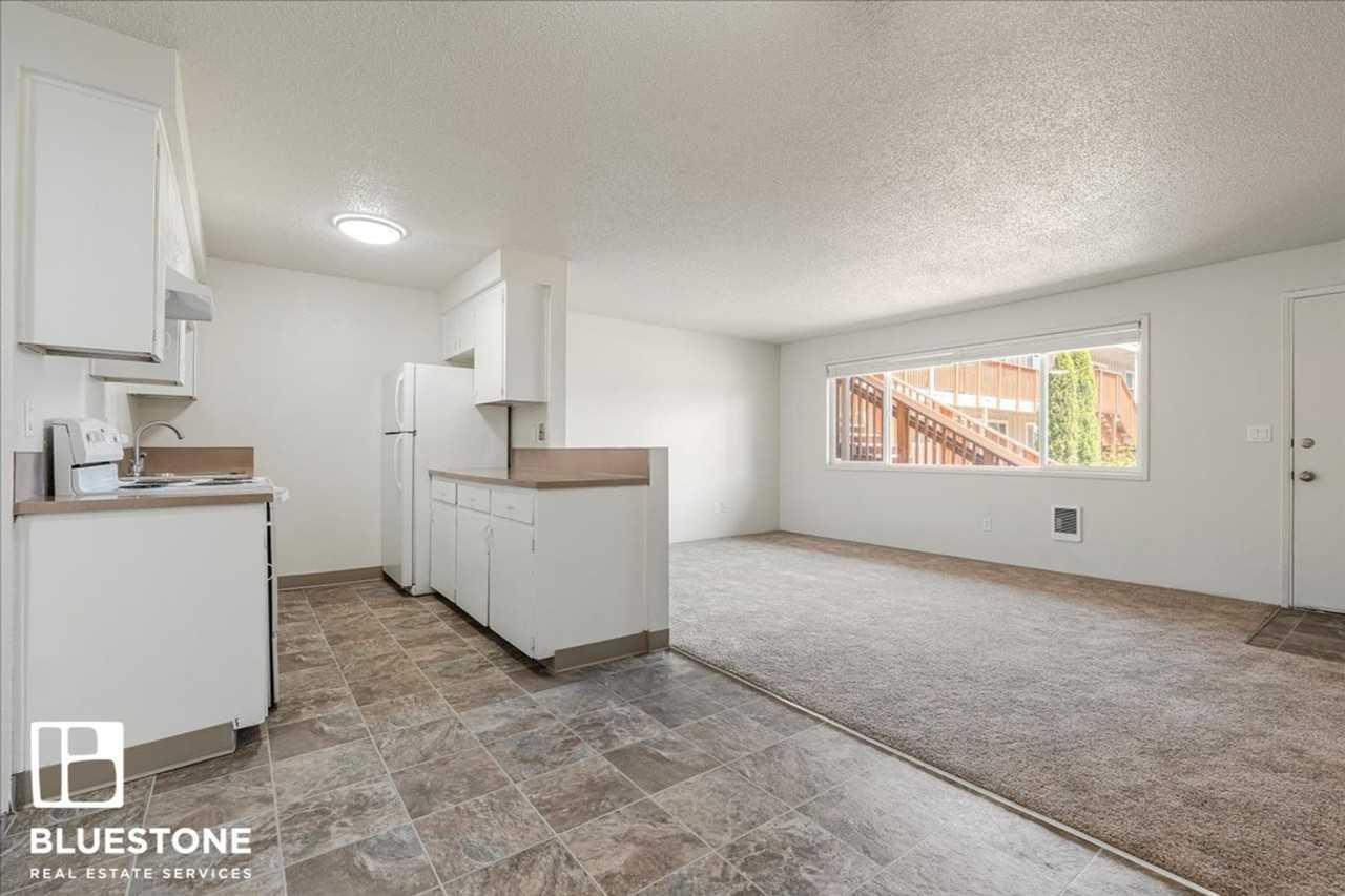Villa Rose Apartments - Photo 7 of 26