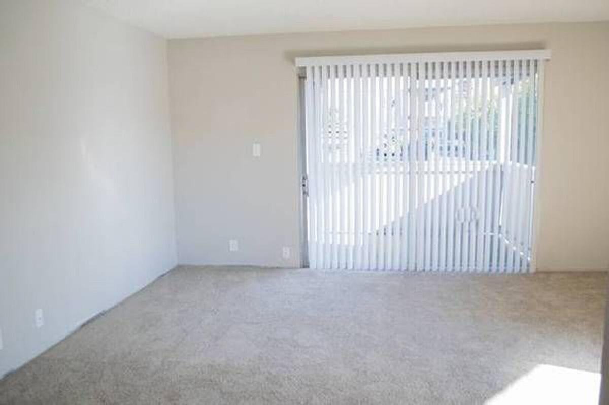1101 N Camino Alto - Photo 6 of 44