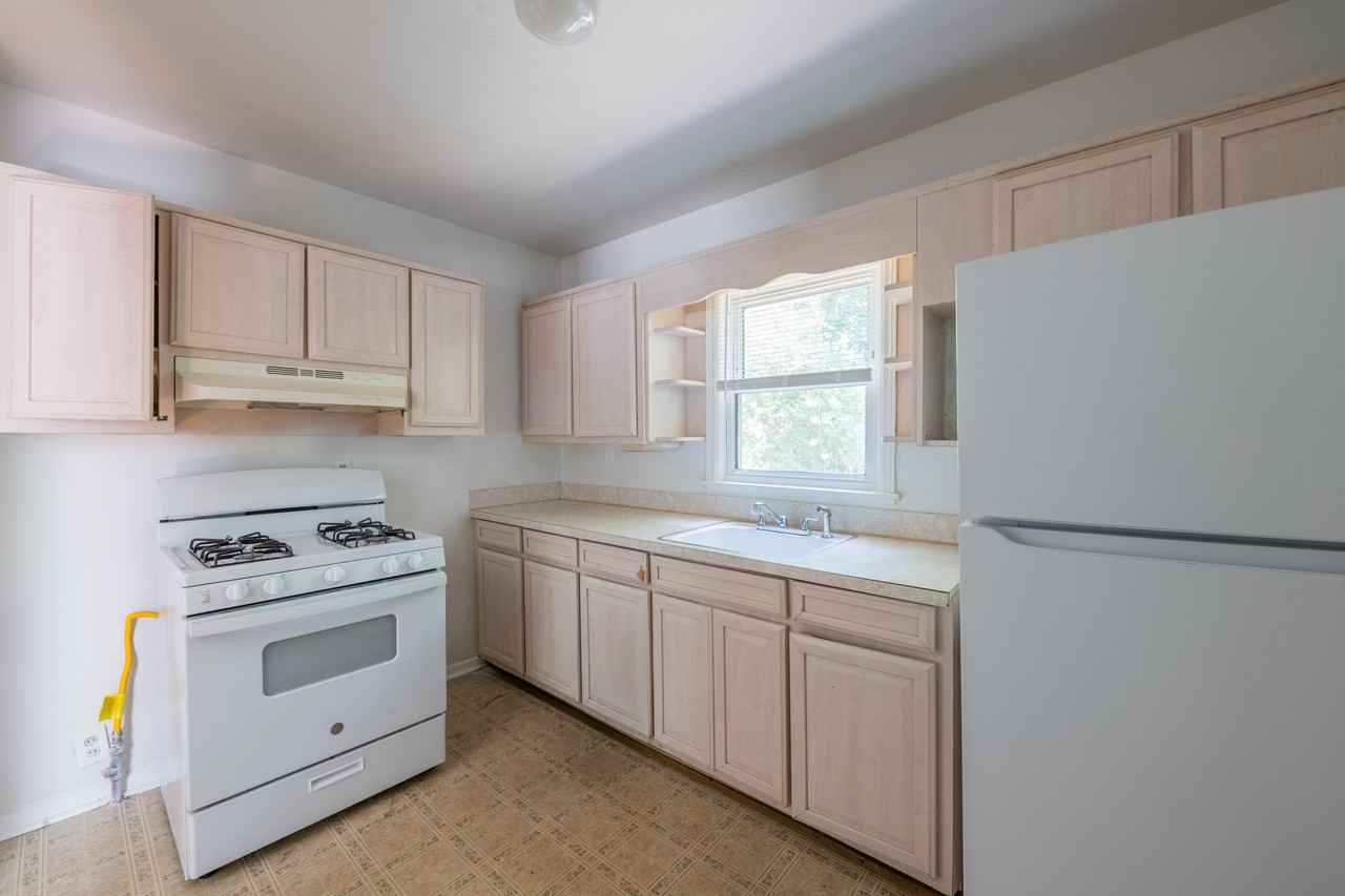 1555 Venetian Dr Sw #1 - Photo 7 of 15