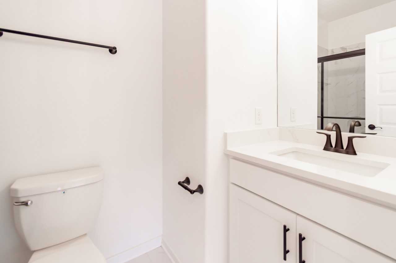 1623 W Stone St #3 - Photo 7 of 13