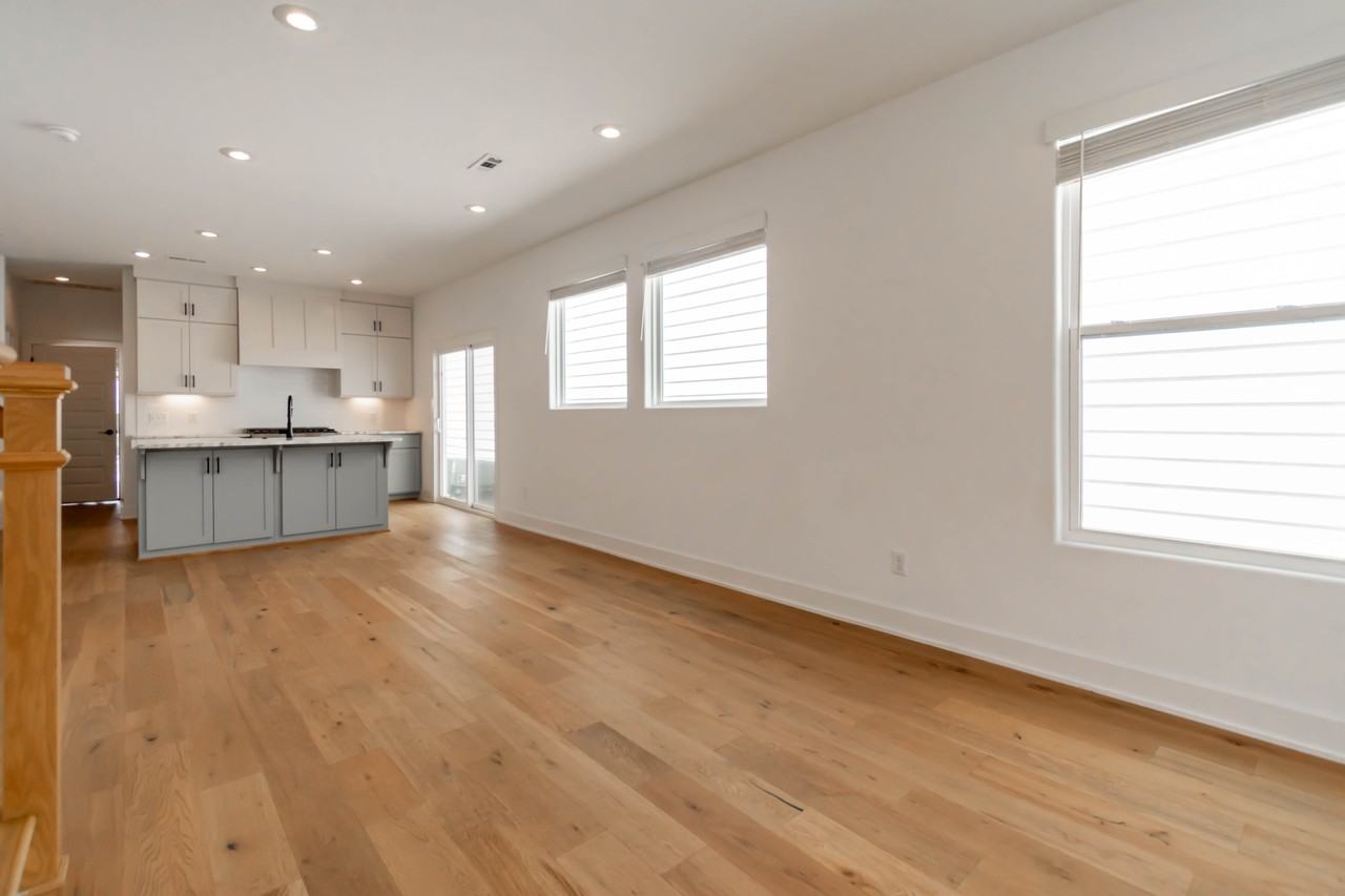 1023 S Hollywood Ave #1 - Photo 5 of 23