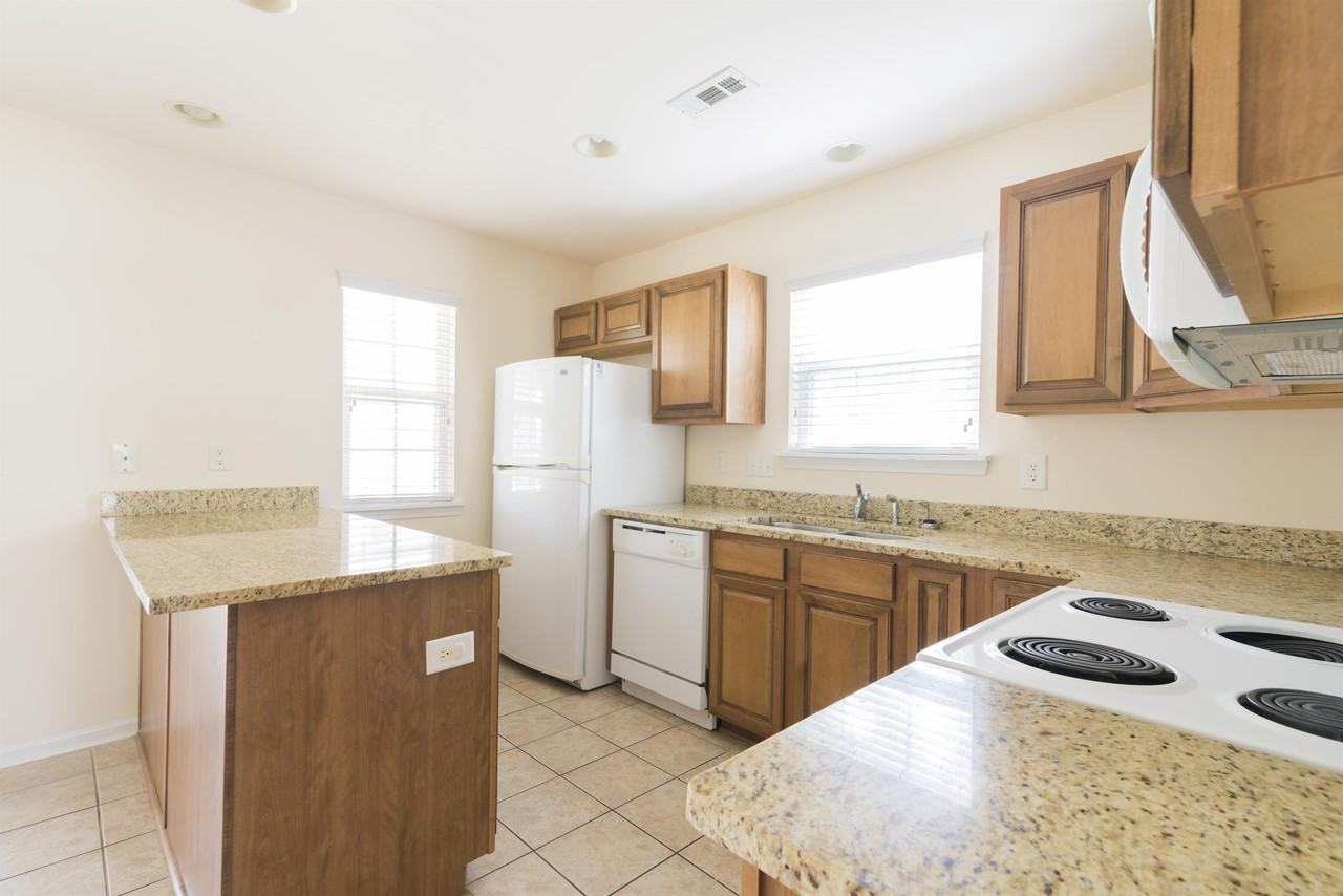 11014 Derryrush Dr #1 - Photo 7 of 37