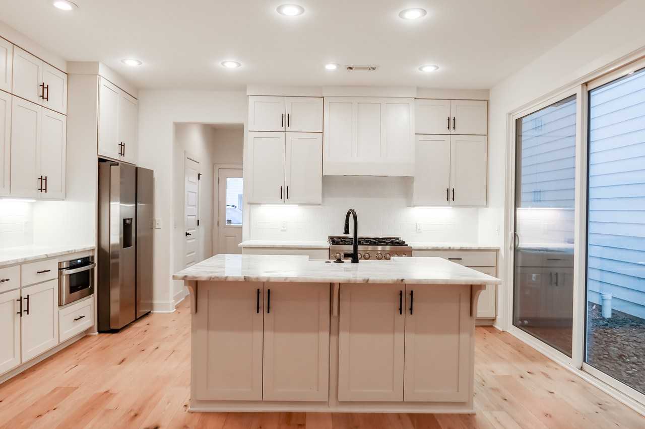 2107 W Parnell Dr #1 - Photo 3 of 17