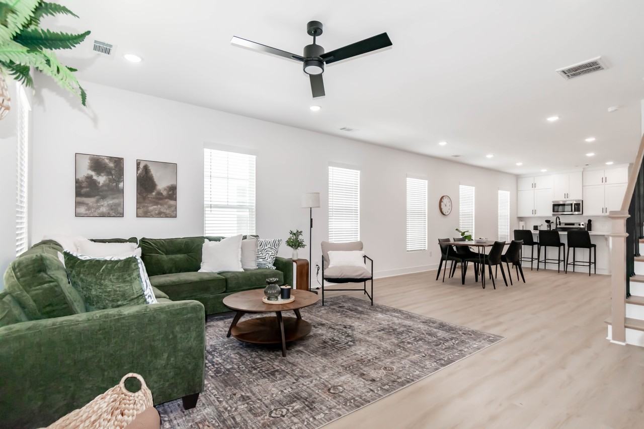 1430 S Dunn Ave #1 - Photo 4 of 23