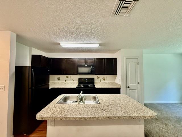 707 W Chelsea St #1 - Photo 6 of 17