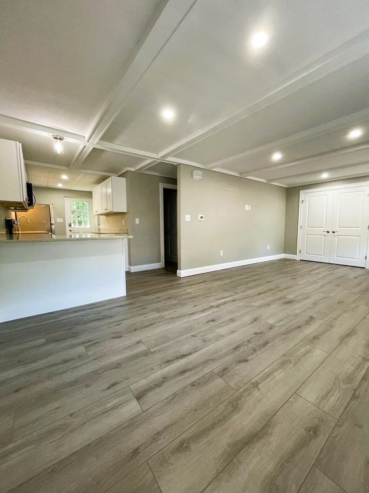 1397 Mendon Rd #12 - Photo 4 of 17