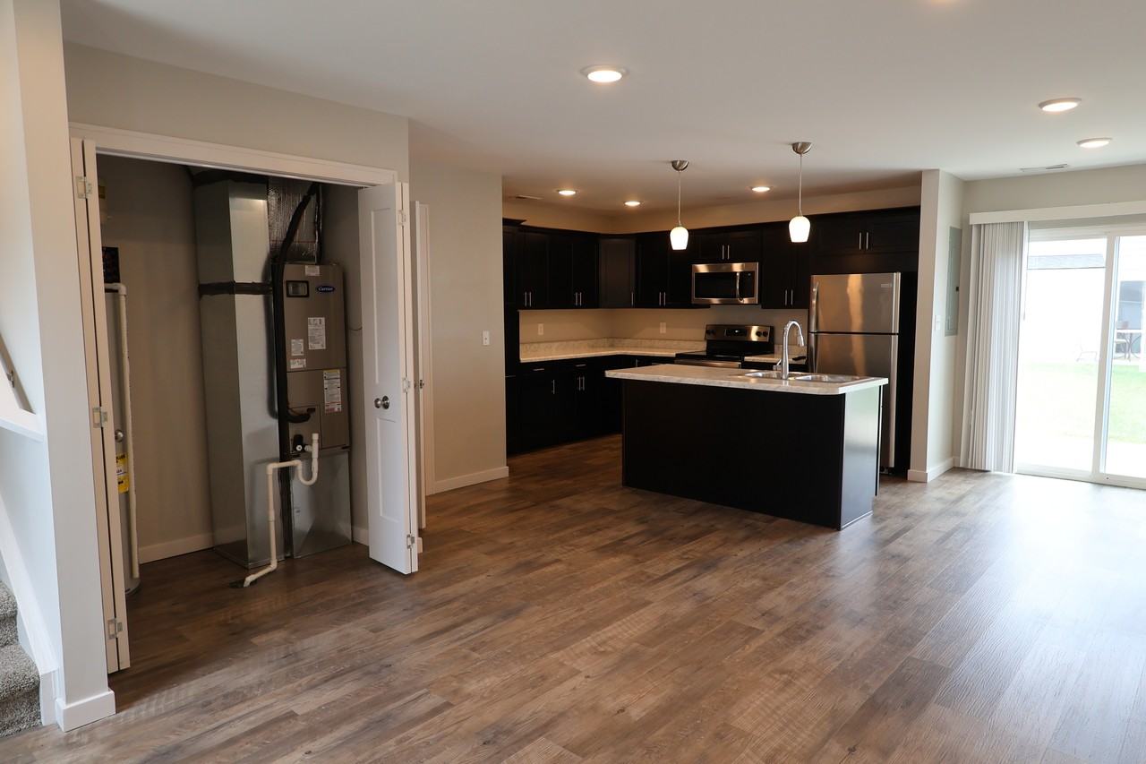 206 Terrace Dr #206 - Photo 4 of 44