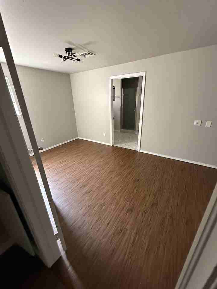 507 Meadow Lake Dr #1 - Photo 5 of 28