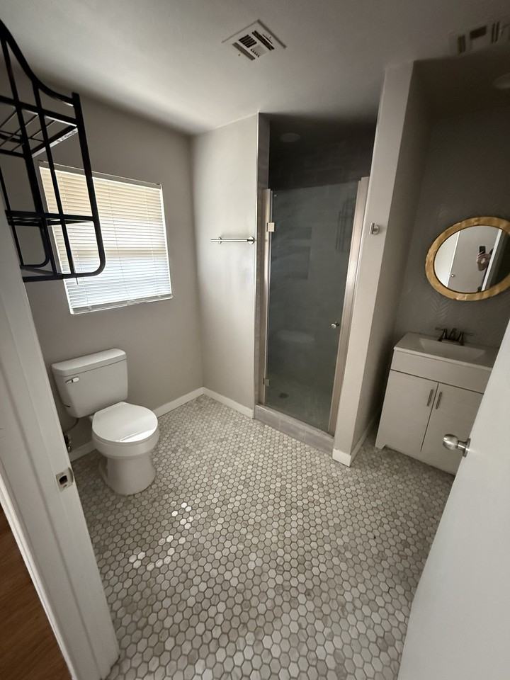 507 Meadow Lake Dr #1 - Photo 6 of 28