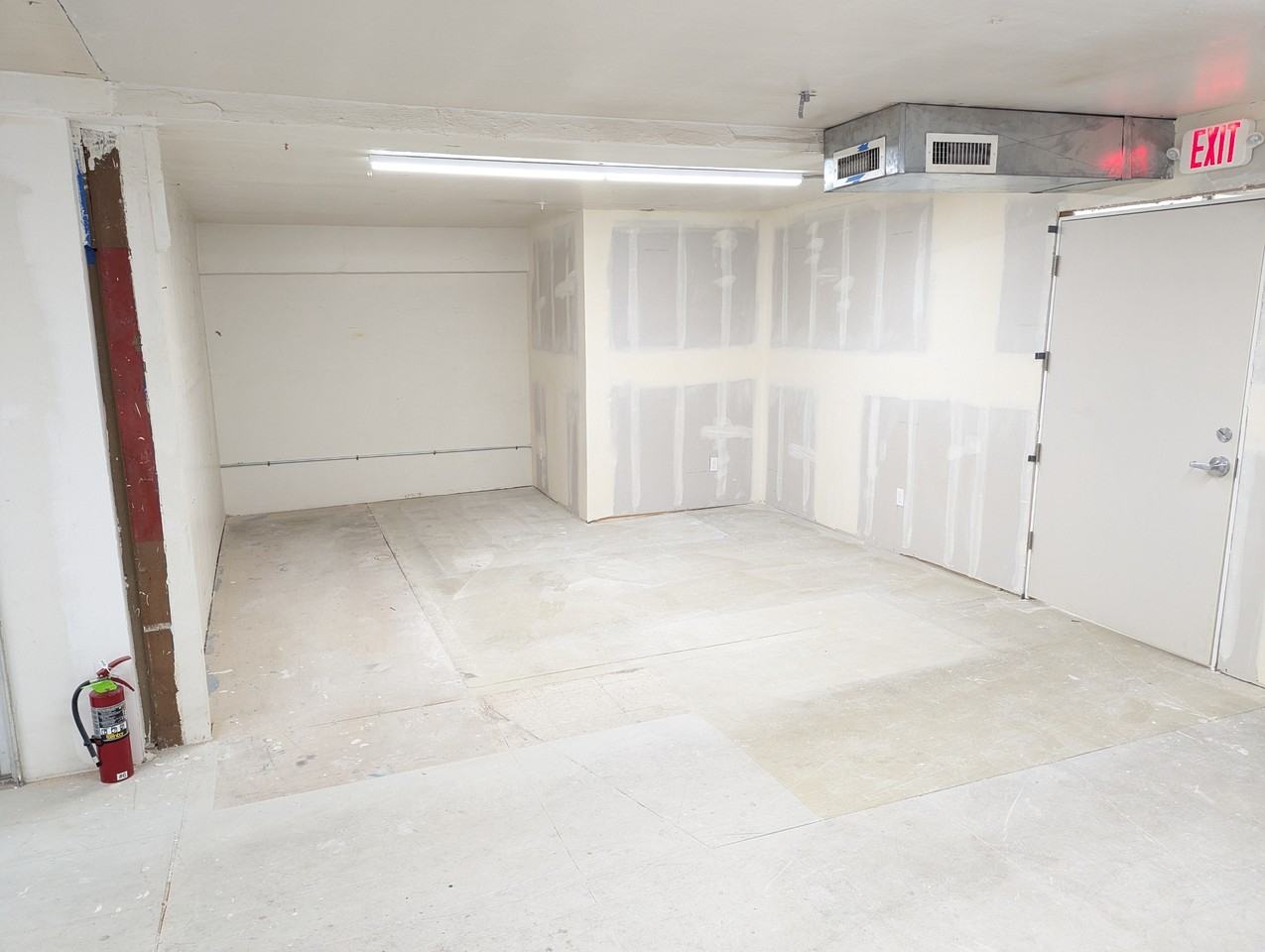 544 Se Oak St #202 - Photo 5 of 14