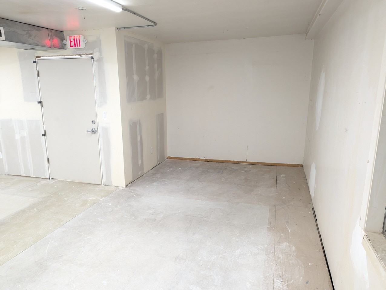 544 Se Oak St #202 - Photo 6 of 14