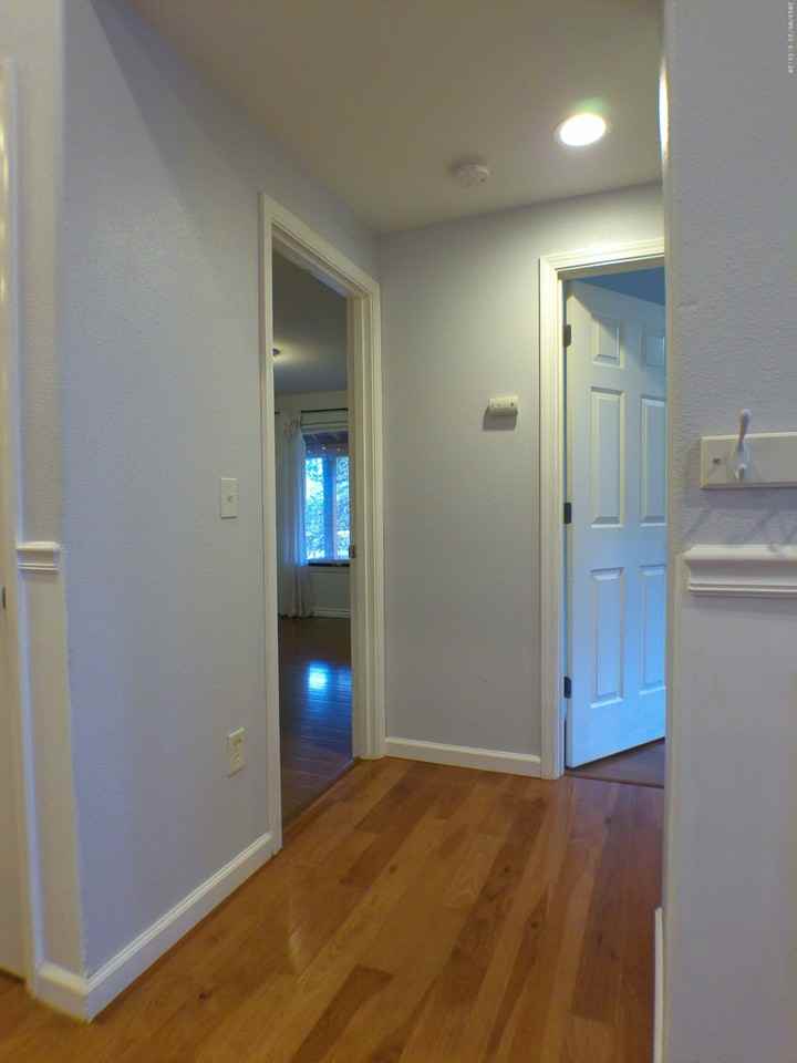 KE8-1- 1146 Crystal Court #1 - Photo 7 of 41