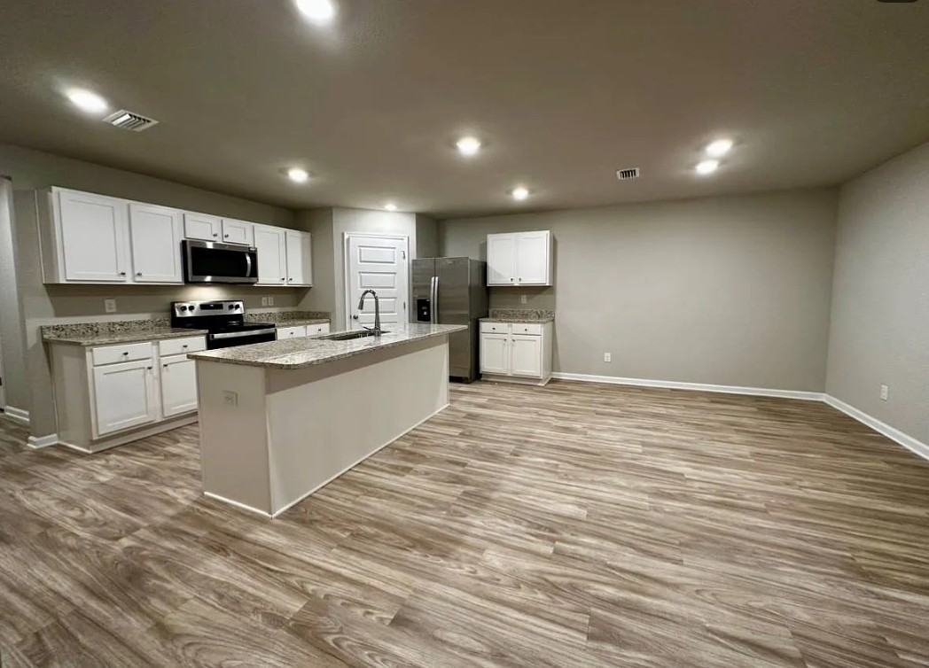 436 Paget Dr #1 - Photo 3 of 17