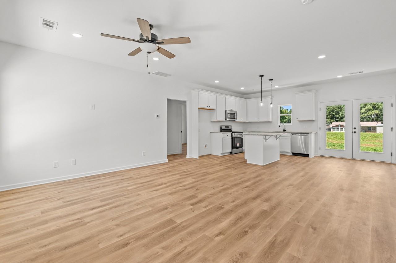 400 Henson Cir #1 - Photo 6 of 30