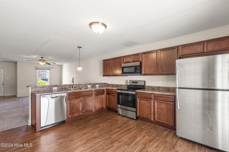 125 W Murrow Ln #1 - Photo 6 of 6