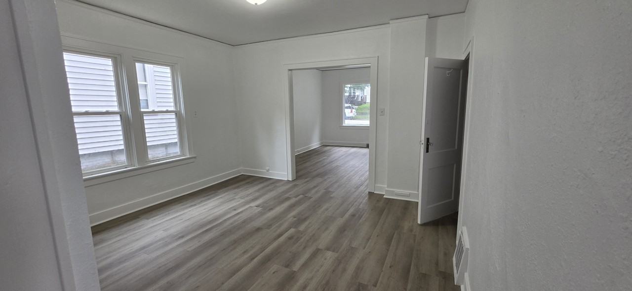 1539 S 10th St #1539 - Photo 3 of 8