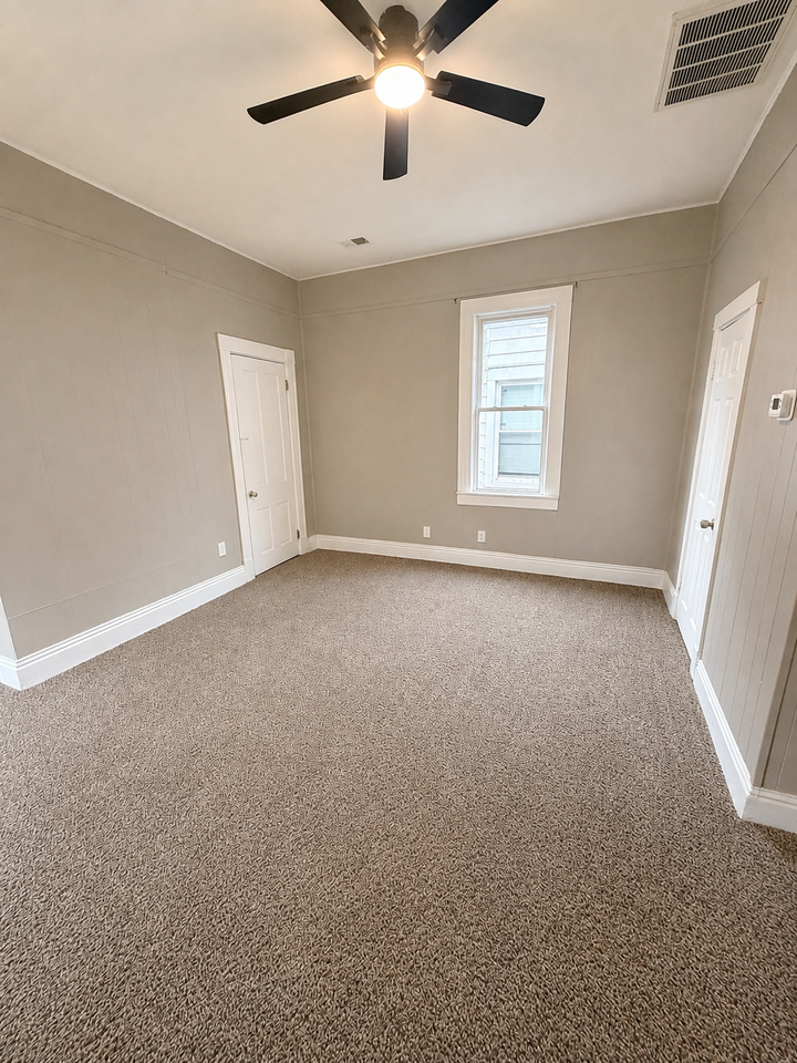 2700 Montana Ave #1 - Photo 2 of 10