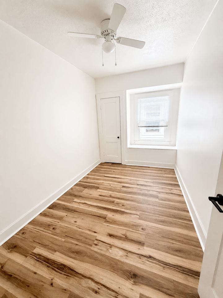 536 W Evelyn Ave #1 - Photo 6 of 8