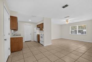 featured image of 308 Fern St #1