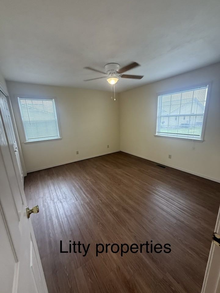 1516 Fair Park Cir #1 - Photo 6 of 7