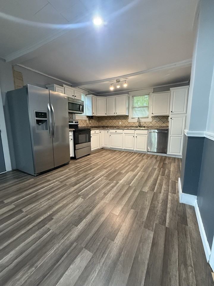14 Clark St #1 - Photo 2 of 10