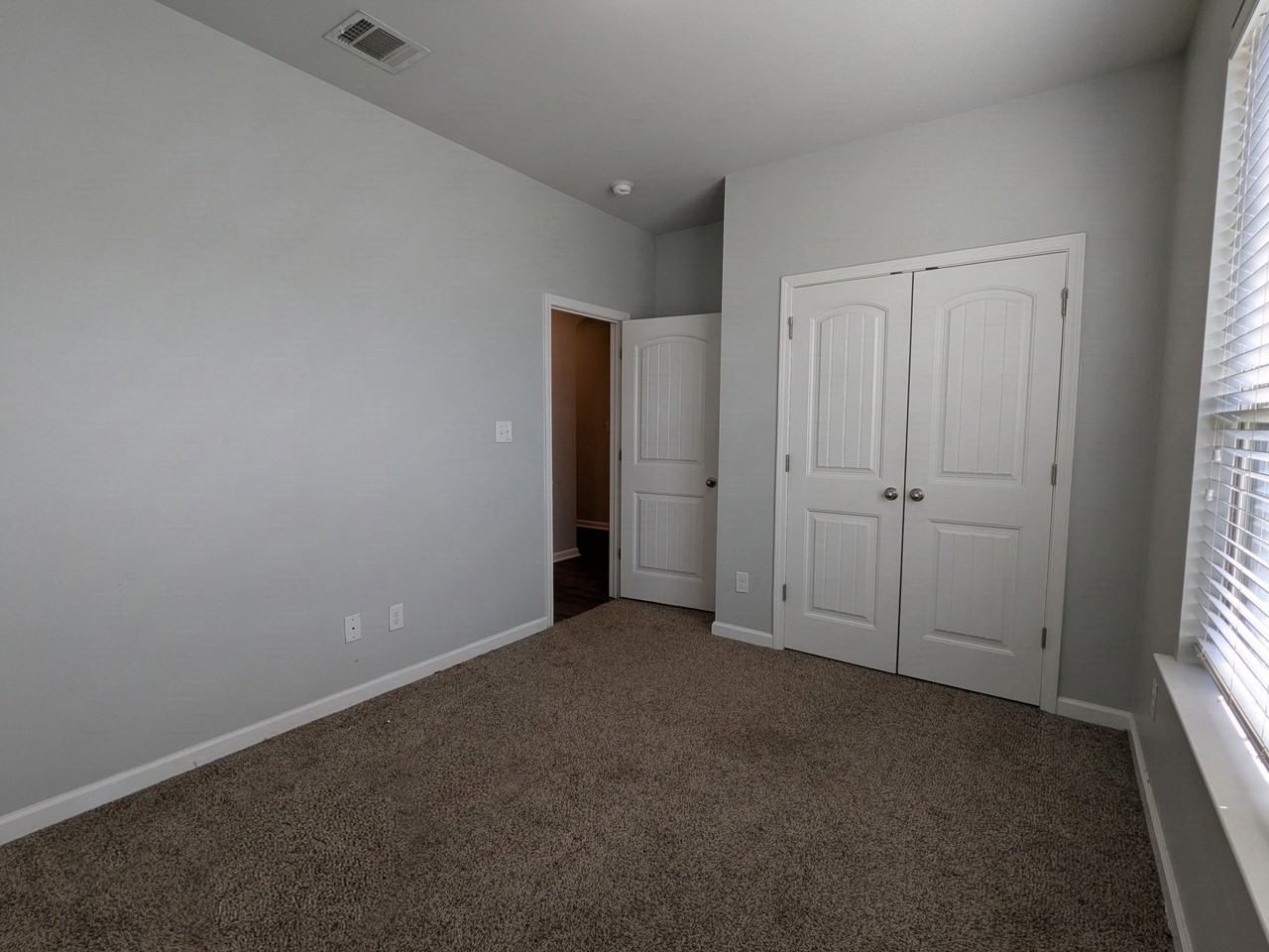 1 - Photo 6 of 20