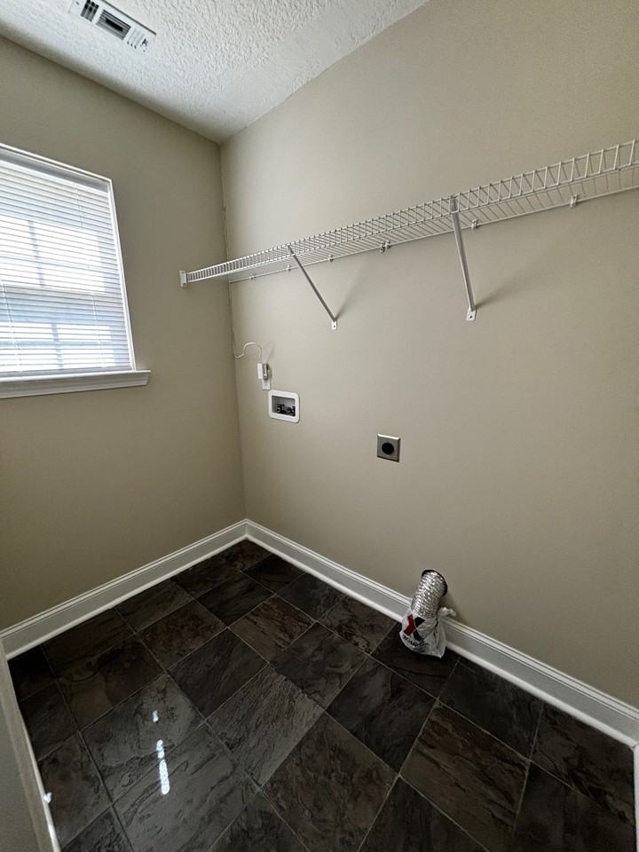 649 Piedmont Ave #1 - Photo 5 of 10