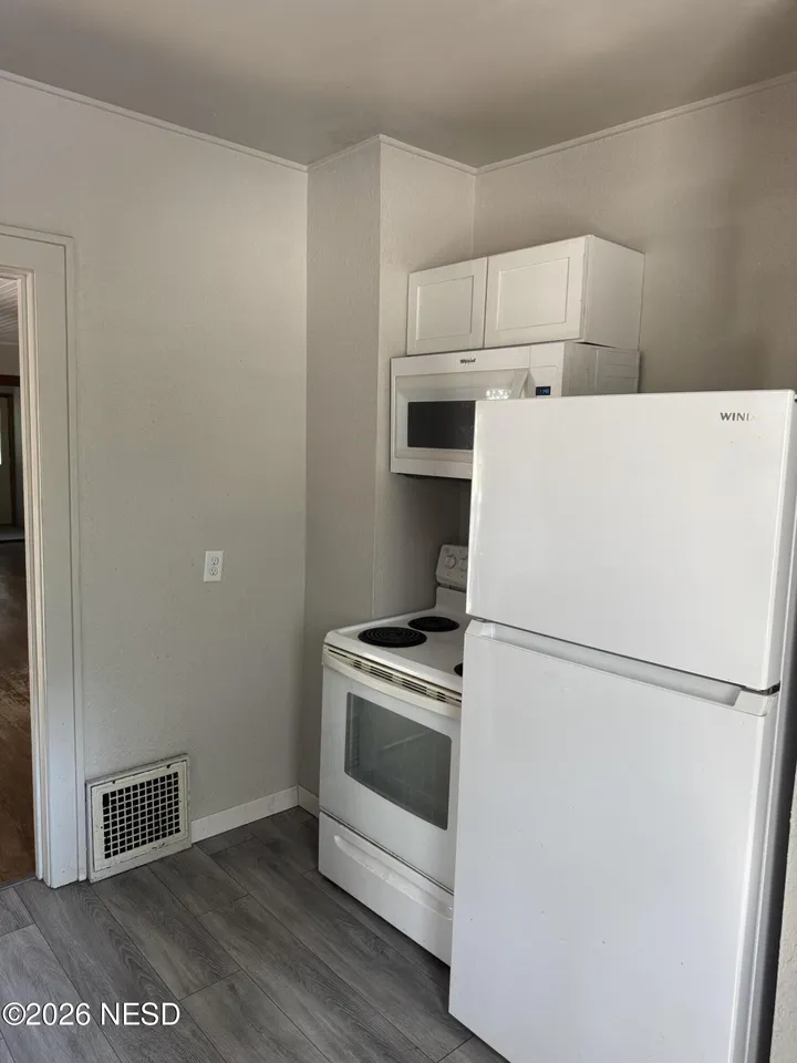 602 N Broadway #1 - Photo 3 of 14