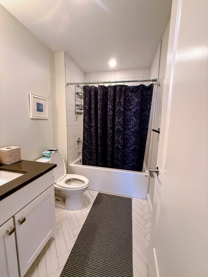 387 Commercial St #1 - Photo 7 of 20