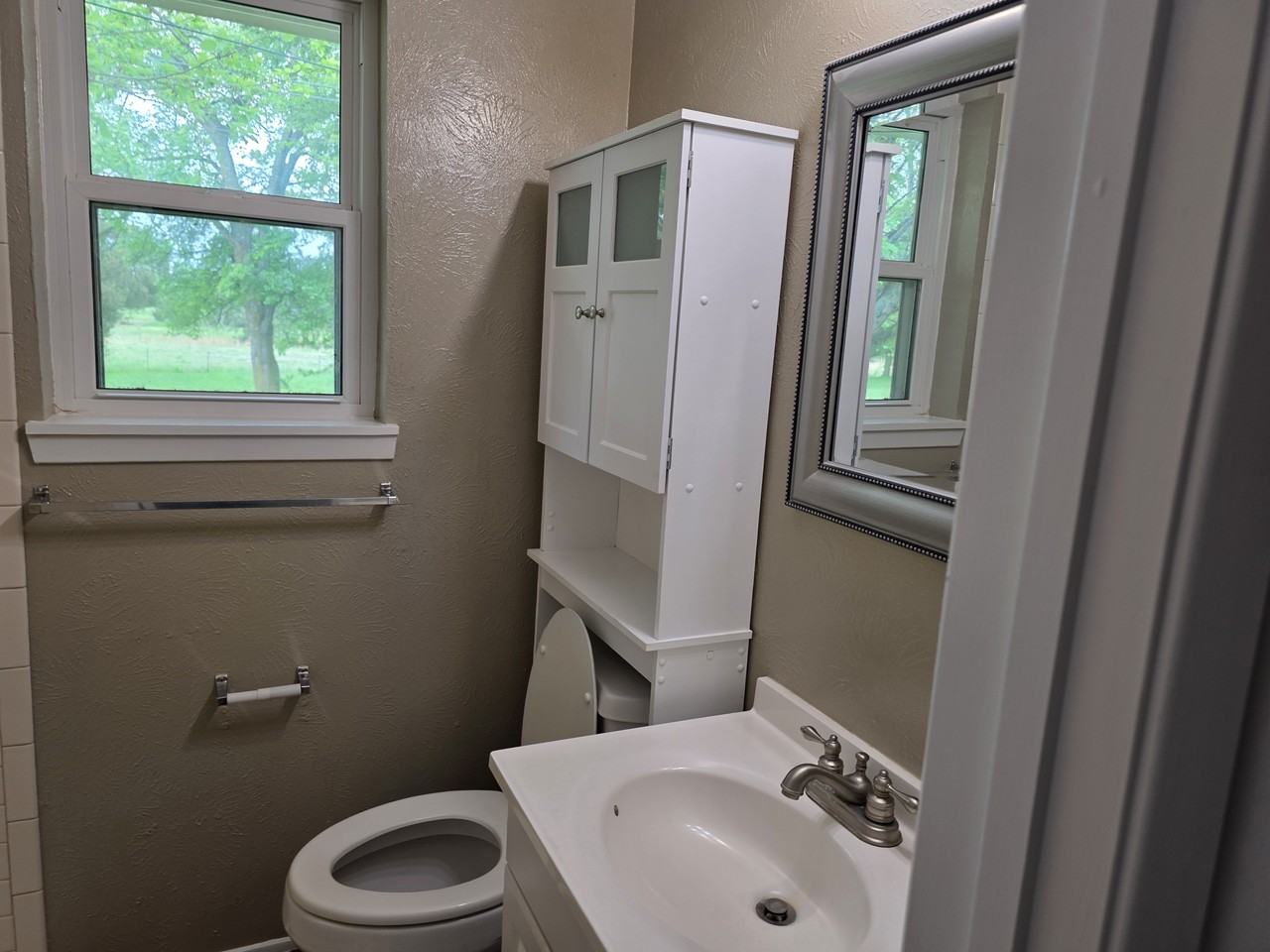 949 Taylor Dr #949 - Photo 5 of 20