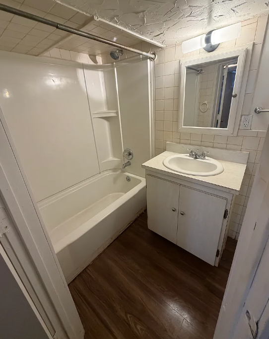669 Mckinley Ave #1 - Photo 6 of 10