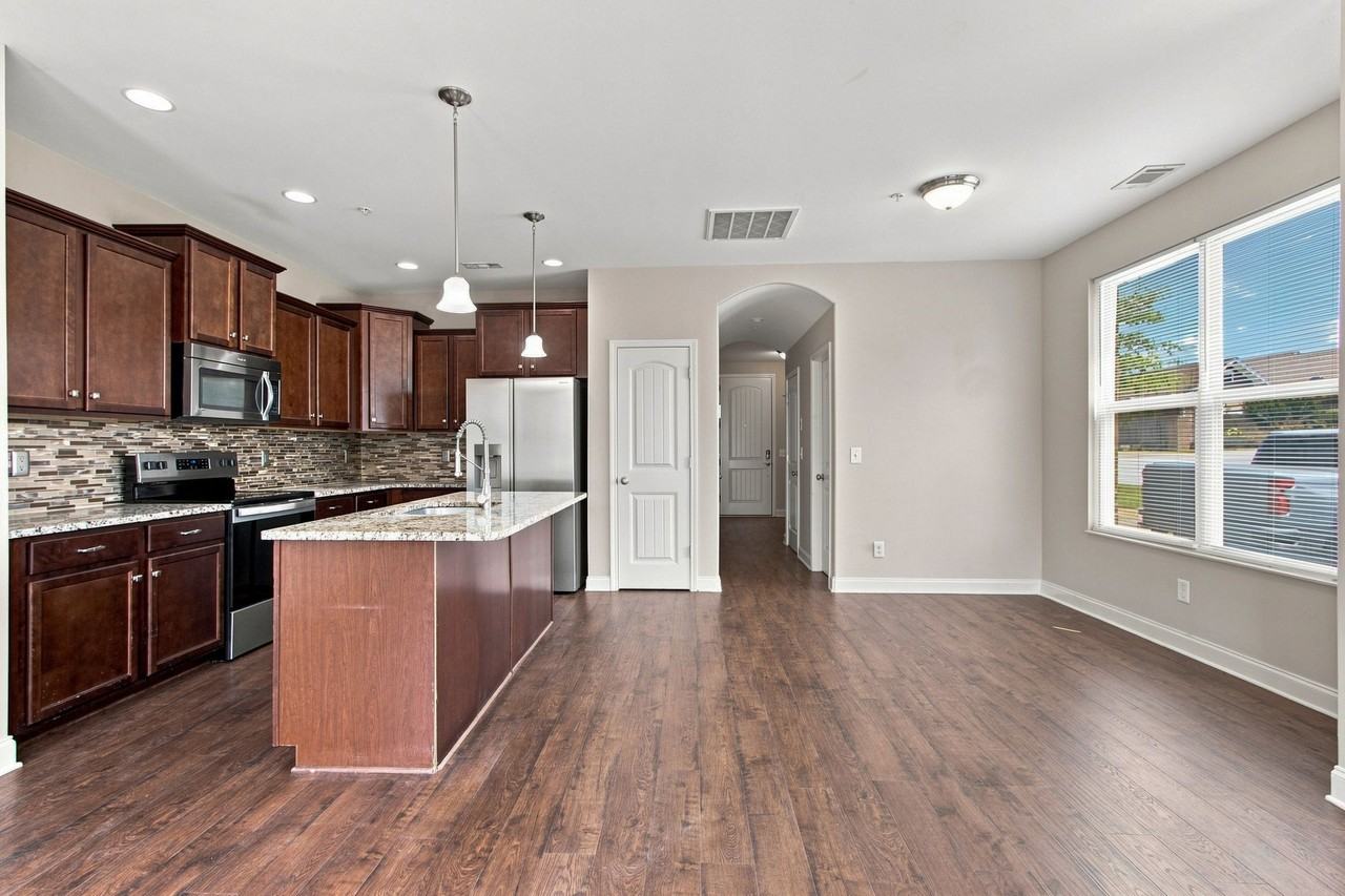 2065 Newark Ln #1 - Photo 7 of 33