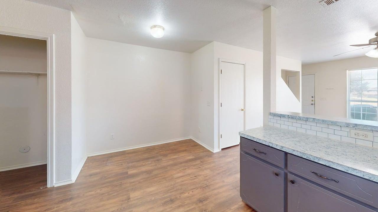 4302 Jeff Scott Drive - Photo 7 of 42