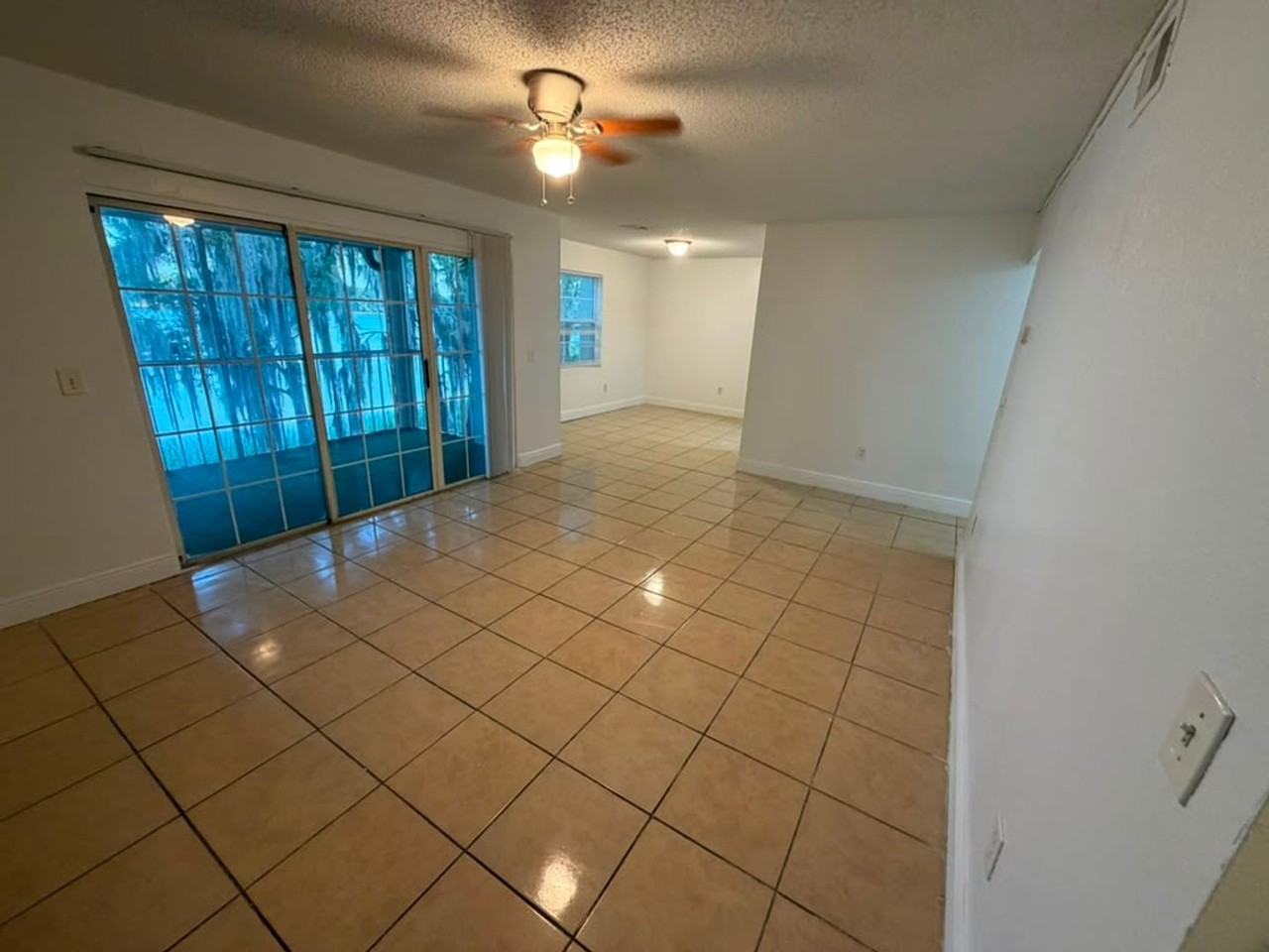 3934B Versailles Dr - Photo 4 of 18