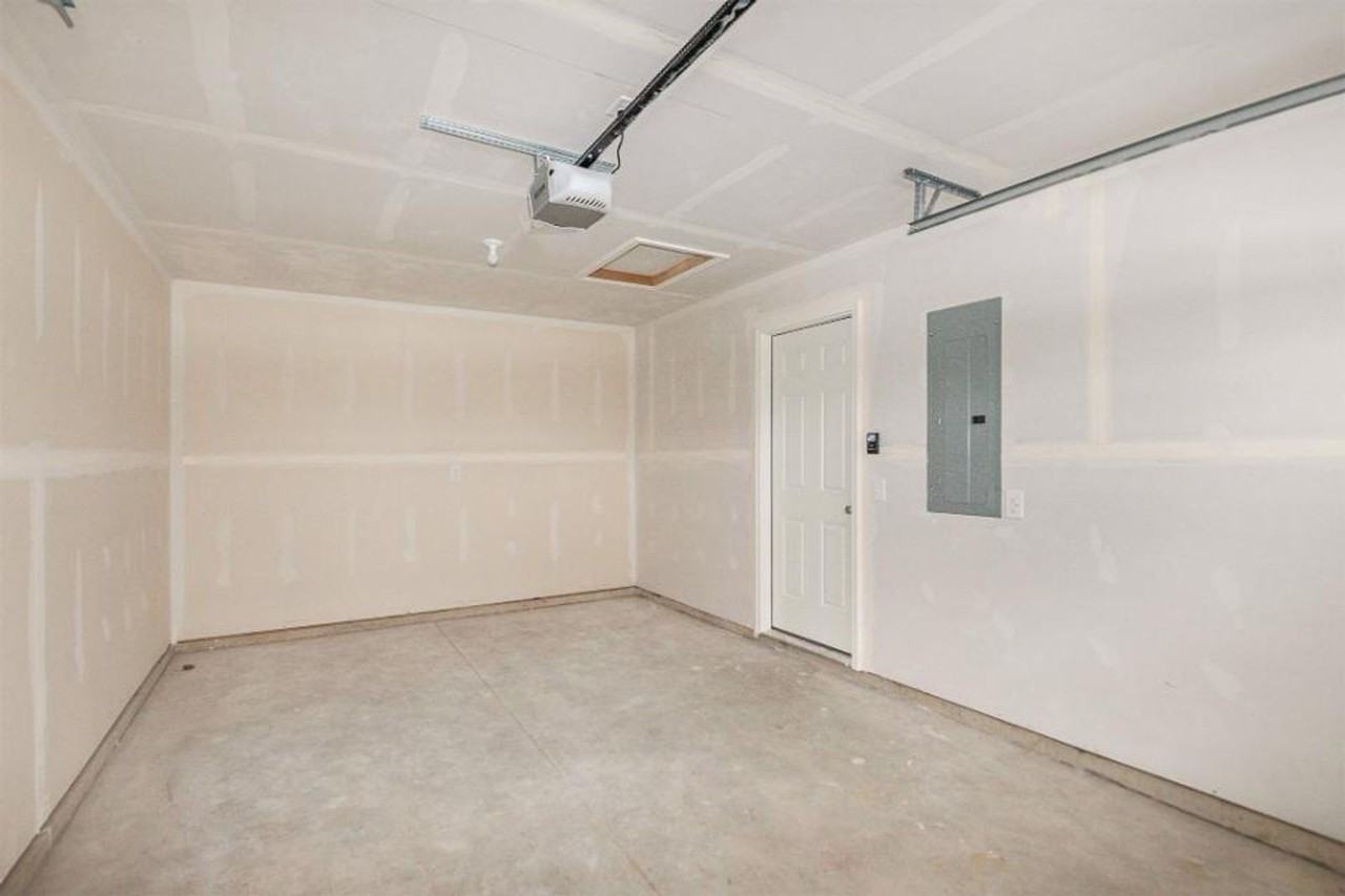 438 Hidden Meadows Dr - Photo 6 of 26