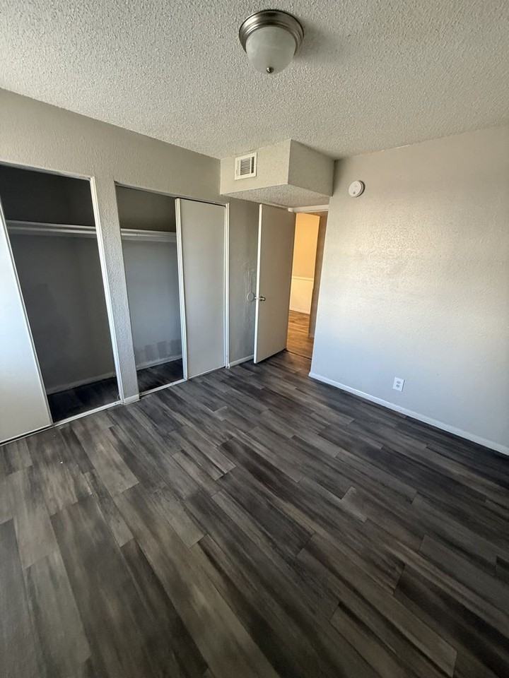 Garden Park Apartments - Photo 6 of 44